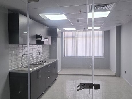 20 otaqlı ofis - Kubinka q. - 3000 m²