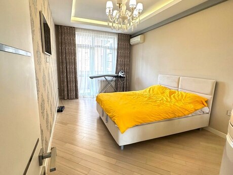 3 otaqlı yeni tikili - Gənclik m. - 135 m²