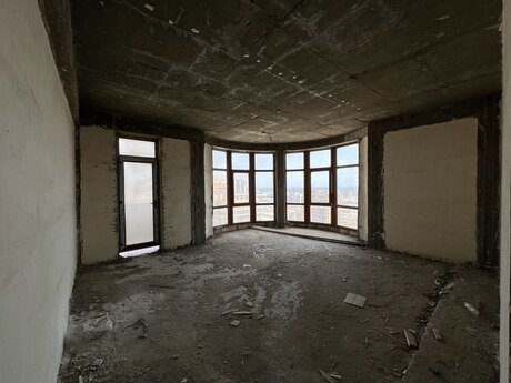 4 otaqlı yeni tikili - Sahil m. - 179 m²