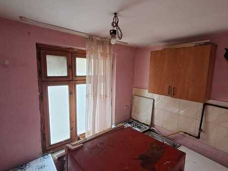 1 otaqlı köhnə tikili - Elmlər Akademiyası m. - 30 m²