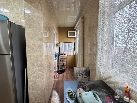 3 otaqlı köhnə tikili - Həzi Aslanov m. - 85 m²