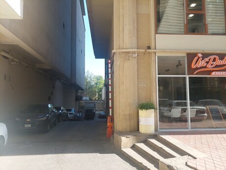 3 otaqlı yeni tikili - 28 May m. - 160 m²
