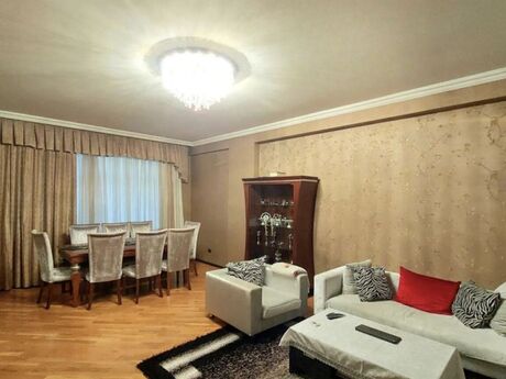 Объявление №6115246 - Баку, м. Ичеришехер, 3-комн., 140 м², 8/16 этаж