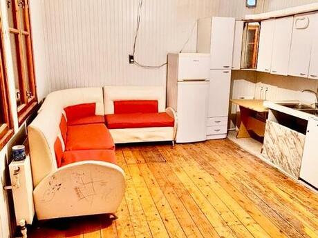 3-комн. дом/дача - м. Кара Караев - 80 м²