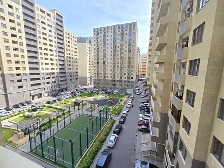3-комн. новостройка - м. Кара Караев - 71 м²
