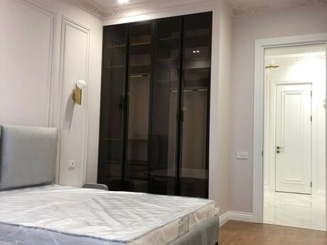 4 otaqlı yeni tikili - Memar Əcəmi m. - 140 m²