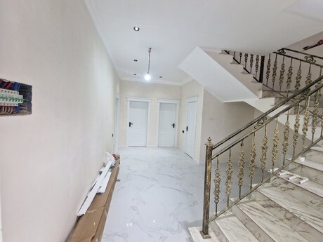 6 otaqlı həyət evi/bağ evi - Bahar q. - 200 m²