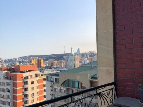 3 otaqlı yeni tikili - 28 May m. - 180 m²