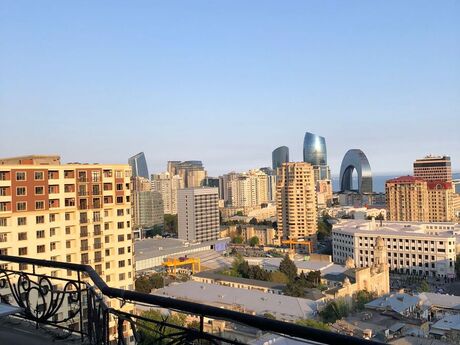 3 otaqlı yeni tikili - 28 May m. - 180 m²