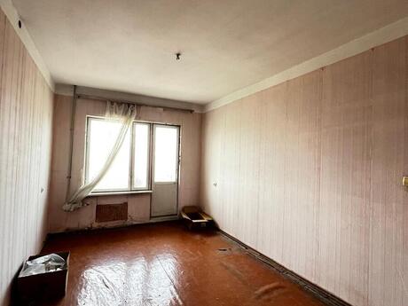 3 otaqlı köhnə tikili - Qara Qarayev m. - 80 m²