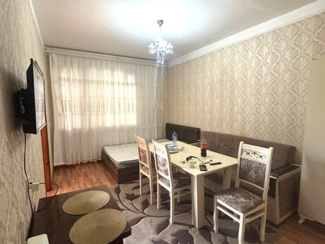 1 otaqlı köhnə tikili - Memar Əcəmi m. - 33 m²