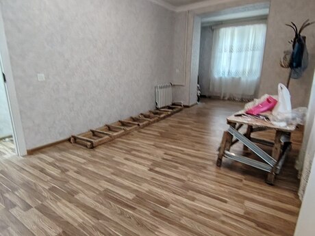 1 otaqlı köhnə tikili - Neftçilər m. - 41 m²
