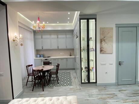 2 otaqlı yeni tikili - İnşaatçılar m. - 55 m²