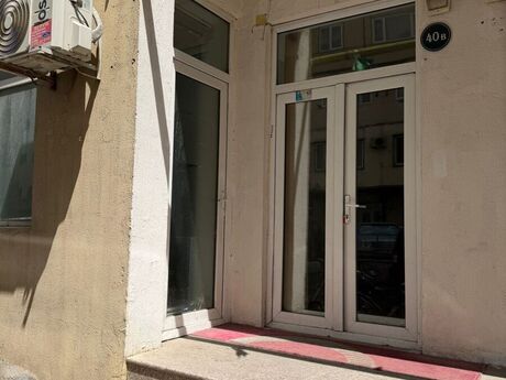 Obyekt - Elmlər Akademiyası m. - 150 m²