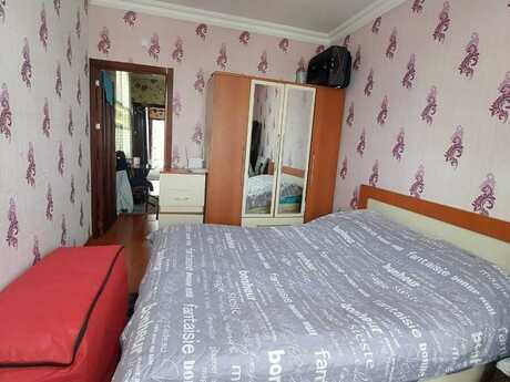 3 otaqlı həyət evi/bağ evi - Memar Əcəmi m. - 70 m²
