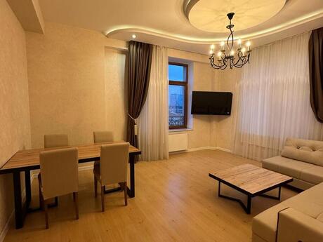 3 otaqlı yeni tikili - Ağ şəhər q. - 120 m²