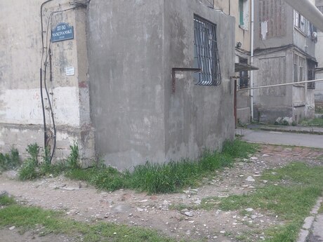 1 otaqlı köhnə tikili - Neftçilər m. - 41 m²