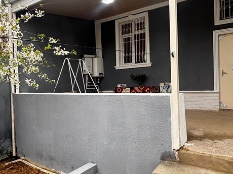 3 otaqlı həyət evi/bağ evi - Buzovna q. - 95 m²