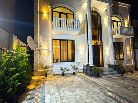 7 otaqlı həyət evi/bağ evi - Badamdar q. - 260 m²