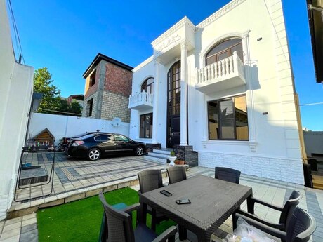 7 otaqlı həyət evi/bağ evi - Badamdar q. - 260 m²