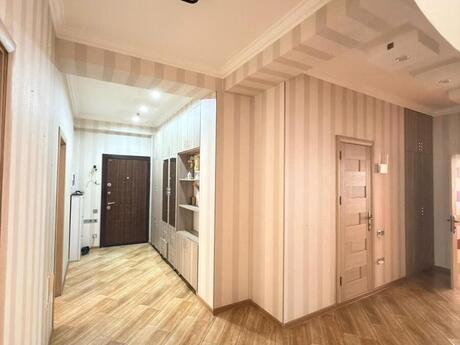 4 otaqlı yeni tikili - İnşaatçılar m. - 135 m²