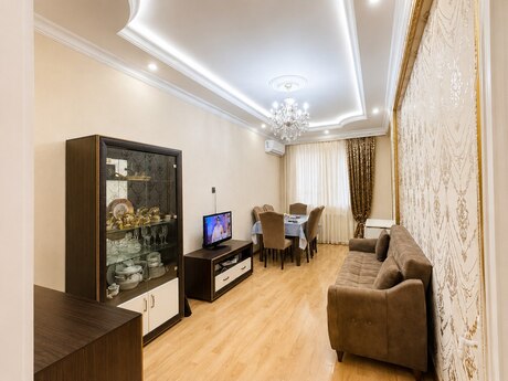 Объявление №6116227 - Баку, пос. Бадамдар, 2-комн., 50 м², 3/12 этаж