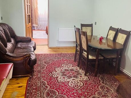 Elan №6115481 - Bakı, 28 May m., 2 otaqlı, 45 m², 3/4 mərtəbə