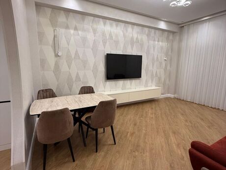 3 otaqlı yeni tikili - Ağ şəhər q. - 100 m²