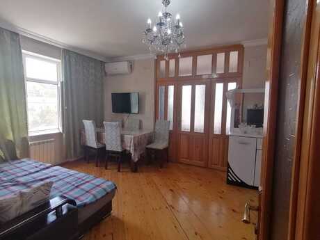2 otaqlı köhnə tikili - Badamdar q. - 46 m²