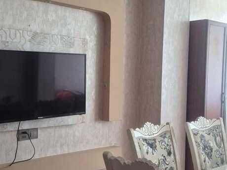1 otaqlı köhnə tikili - Neftçilər m. - 45 m²