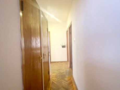 4 otaqlı köhnə tikili - Qara Qarayev m. - 110 m²