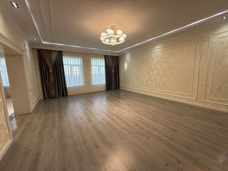 6 otaqlı həyət evi/bağ evi - Yeni Ramana q. - 200 m²
