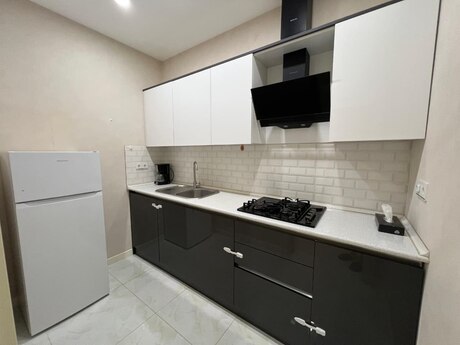 2 otaqlı yeni tikili - Nəsimi r. - 70 m²