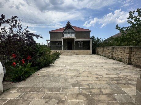 5 otaqlı həyət evi/bağ evi - Xaçmaz - 260 m²