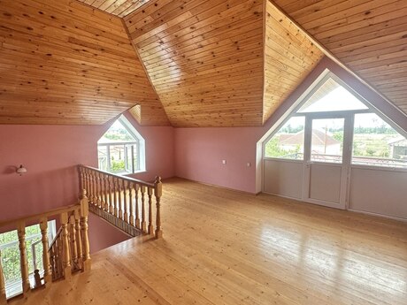 5 otaqlı həyət evi/bağ evi - Xaçmaz - 260 m²