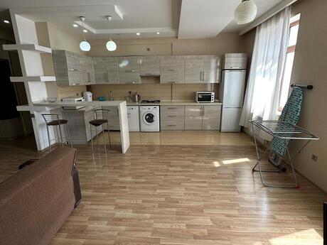 Elan №6115549 - Bakı, Nizami m., 2 otaqlı, 75 m², 6/16 mərtəbə