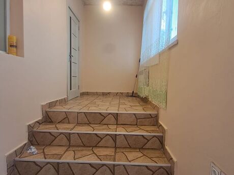 3 otaqlı həyət evi/bağ evi - Zığ q. - 100 m²