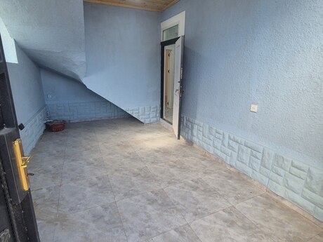 4 otaqlı həyət evi/bağ evi - Biləcəri q. - 130 m²