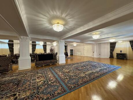 14 otaqlı həyət evi/bağ evi - Şüvəlan q. - 2000 m²