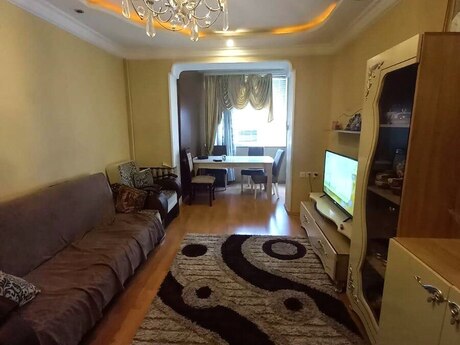 Elan №6115672 - Bakı, Nizami m., 3 otaqlı, 65 m², 4/5 mərtəbə