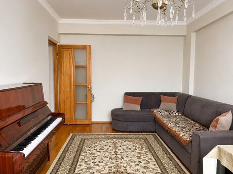 2 otaqlı yeni tikili - İnşaatçılar m. - 67.2 m²