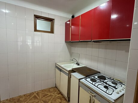 1 otaqlı köhnə tikili - Əhmədli q. - 40 m²