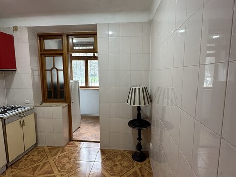 1 otaqlı köhnə tikili - Əhmədli q. - 40 m²