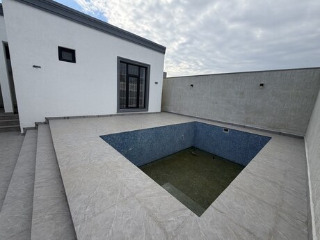 3 otaqlı həyət evi/bağ evi - Mərdəkan q. - 110 m²