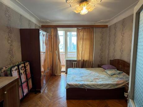 2 otaqlı köhnə tikili - Neftçilər m. - 60 m²