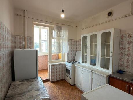 2 otaqlı köhnə tikili - Neftçilər m. - 60 m²