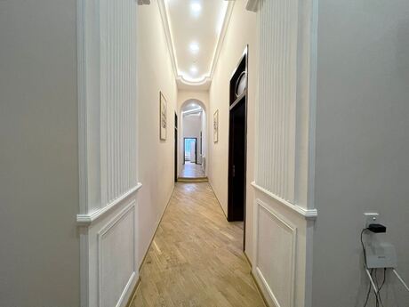 4 otaqlı yeni tikili - 28 May m. - 170 m²