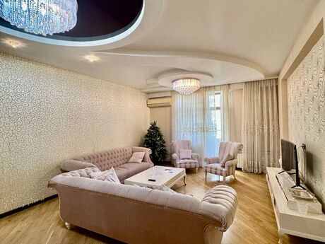 4 otaqlı yeni tikili - Elmlər Akademiyası m. - 210 m²