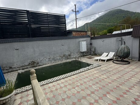 4 otaqlı həyət evi/bağ evi - Qəbələ - 70 m²