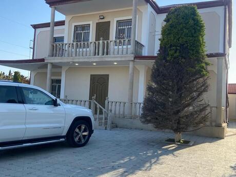 7 otaqlı həyət evi/bağ evi - Novxanı q. - 250 m²